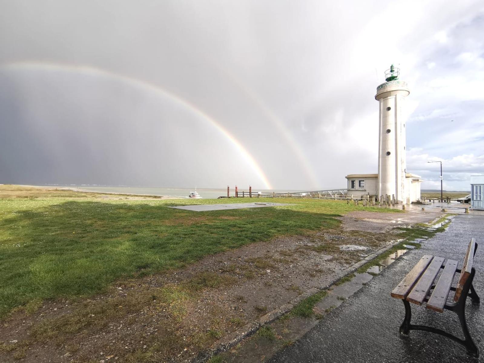 Le Gite Du Phare Vue Sur Mer カイユー・シュル・メール エクステリア 写真
